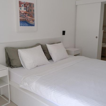 Feelathome Hvar Apartments Хвар Екстер'єр фото
